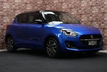 Suzuki Swift 2023 photo 2