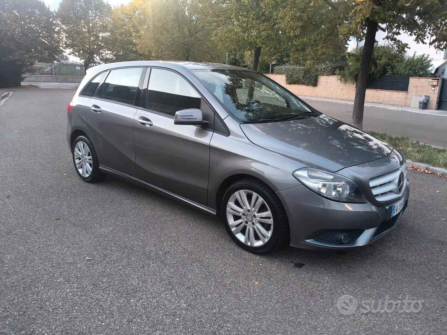 Mercedes-Benz B