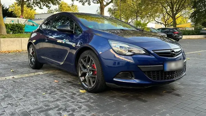 Opel Astra J