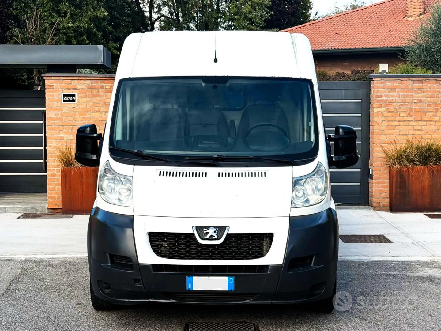 Peugeot Boxer 2012 photo 2