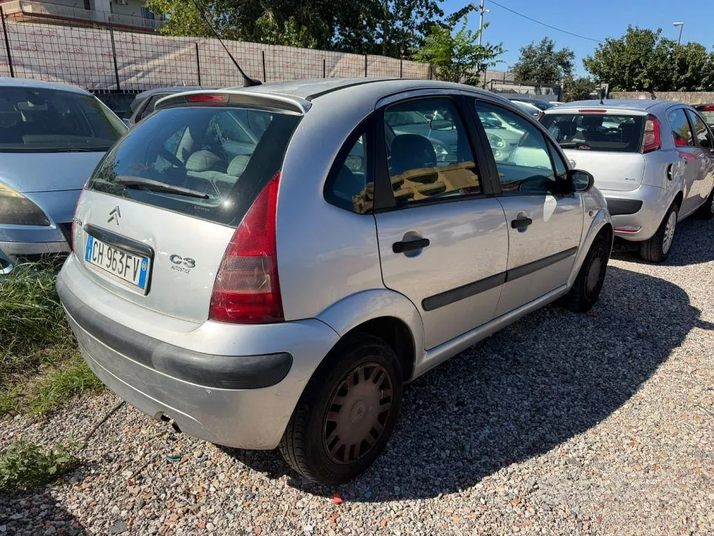 Citroen C3 2004 photo 2