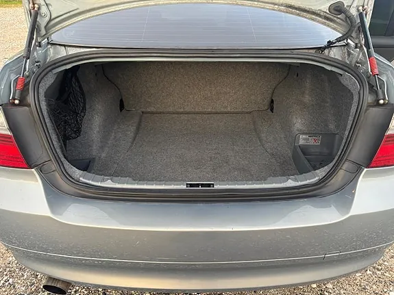 BMW 320I 2006 photo 3