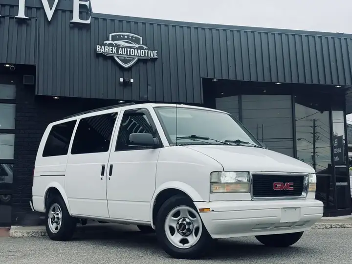 GMC Safari 2005 photo 2