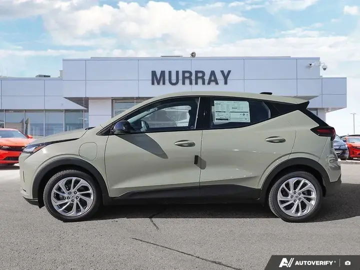 Chevrolet Bolt 2027 photo 4