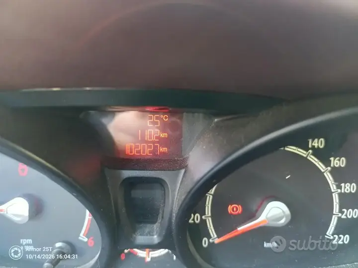 Ford Fiesta 2009 photo 4