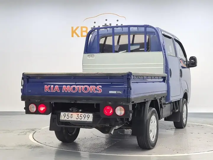 Kia Bongo 2018 photo 3