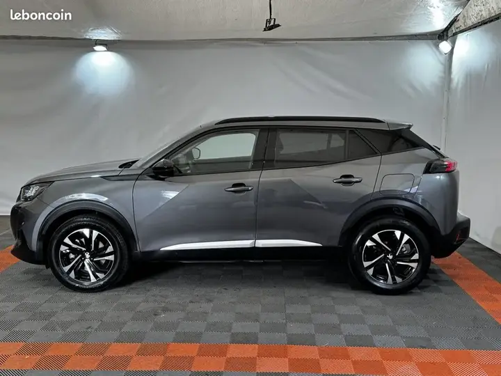 Peugeot 2008 2022 photo 2