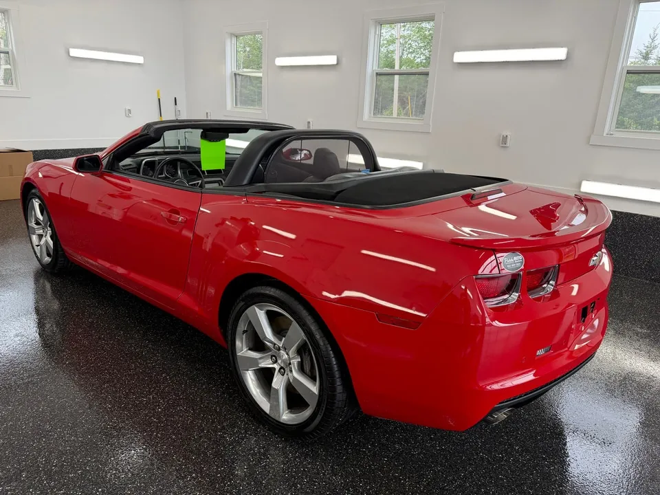 Chevrolet Camaro 2011 photo 3