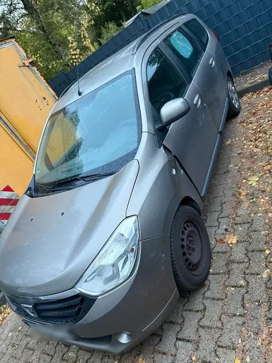Dacia Lodgy