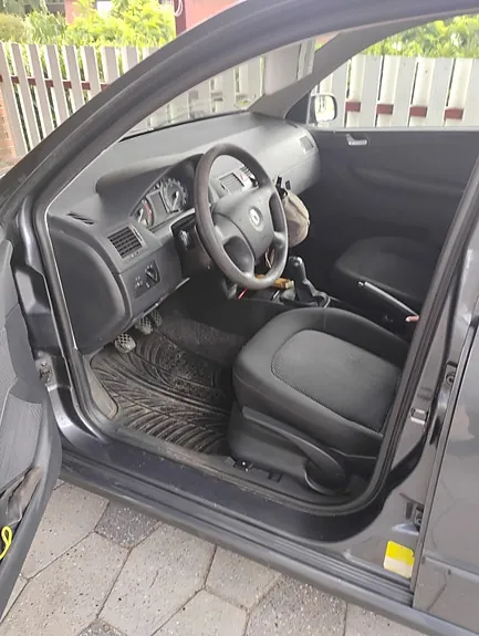 Skoda Fabia 2007 photo 2