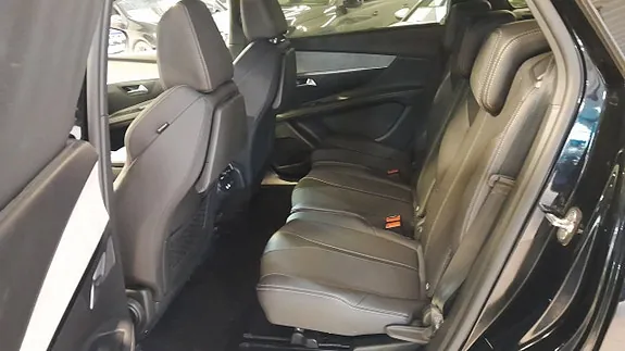 Peugeot 5008 2023 photo 4