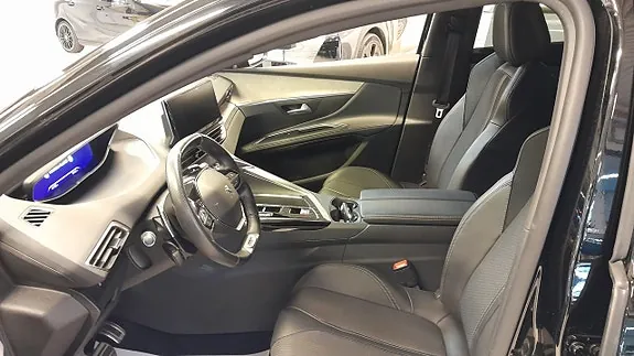 Peugeot 5008 2023 photo 3
