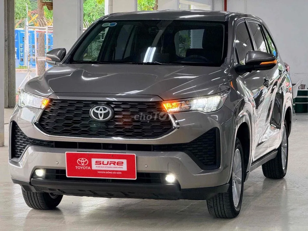 Toyota Innova Cross 2024 photo 3