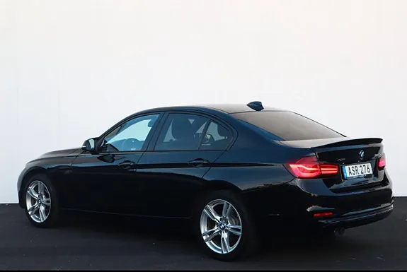 BMW 320I 2018 photo 5