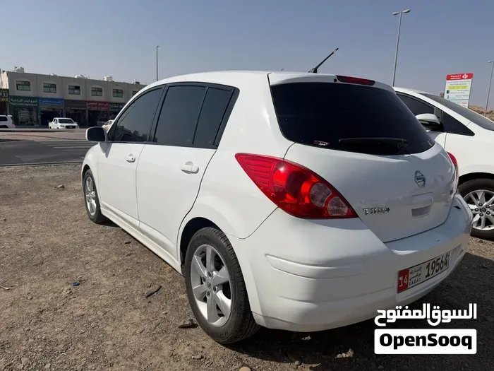Nissan Tiida