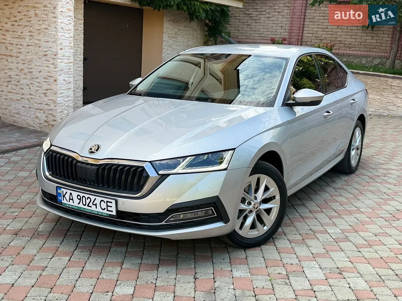 Skoda Octavia 2021 photo 3