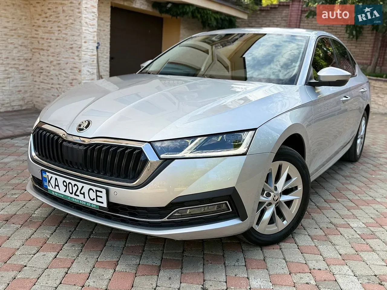 Skoda Octavia 2021 photo 2