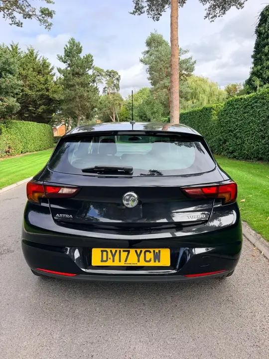Vauxhall Astra 2017 photo 5