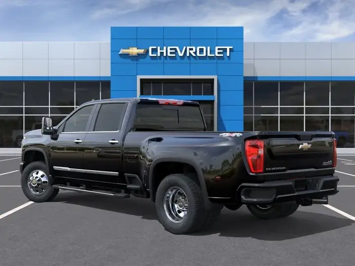 Chevrolet Silverado 3500Hd 2026 photo 3