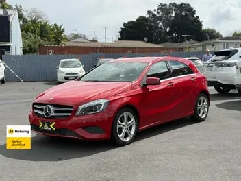 Mercedes-Benz A 180 2015 photo 4