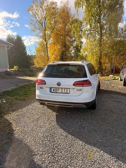 Volkswagen Golf Alltrack 2018 photo 2