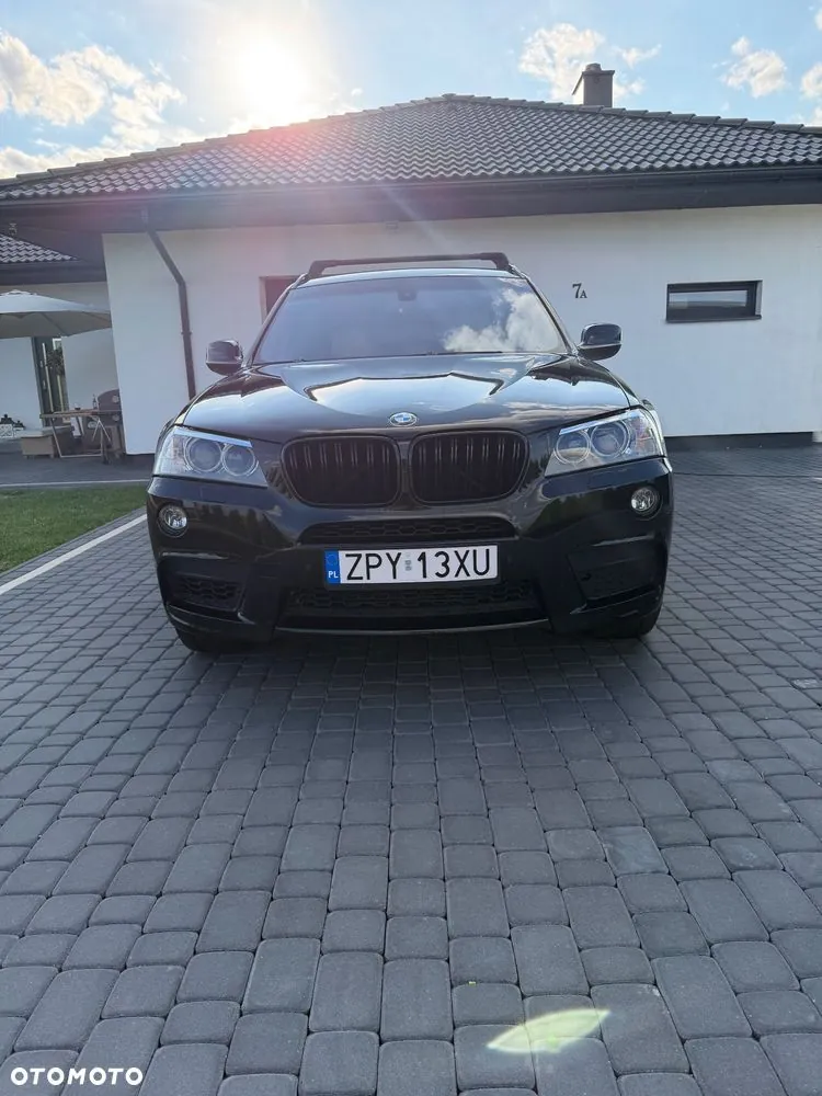 BMW X3 2011 photo 2