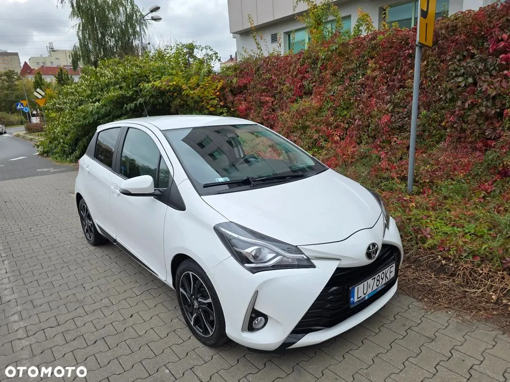 Toyota Yaris 2017 photo 4