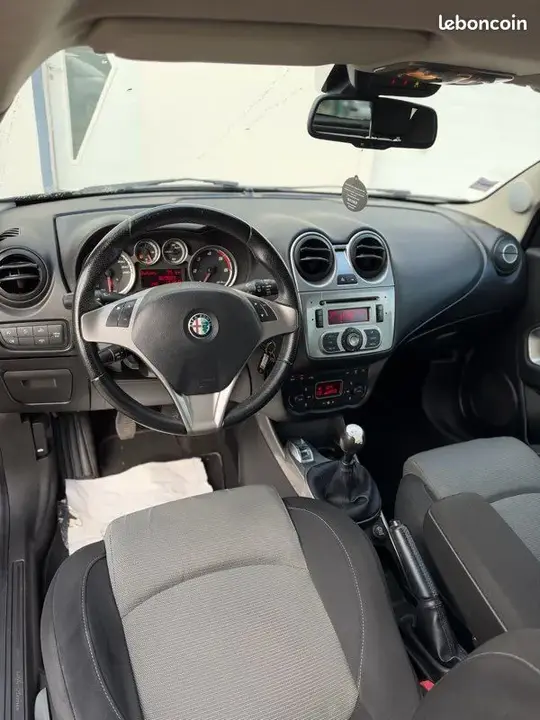 Alfa Romeo Mito 2009 photo 5