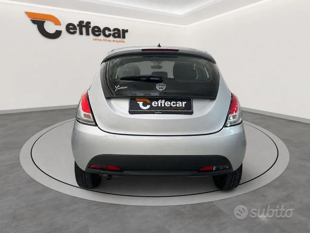 Lancia Ypsilon 2012 photo 5