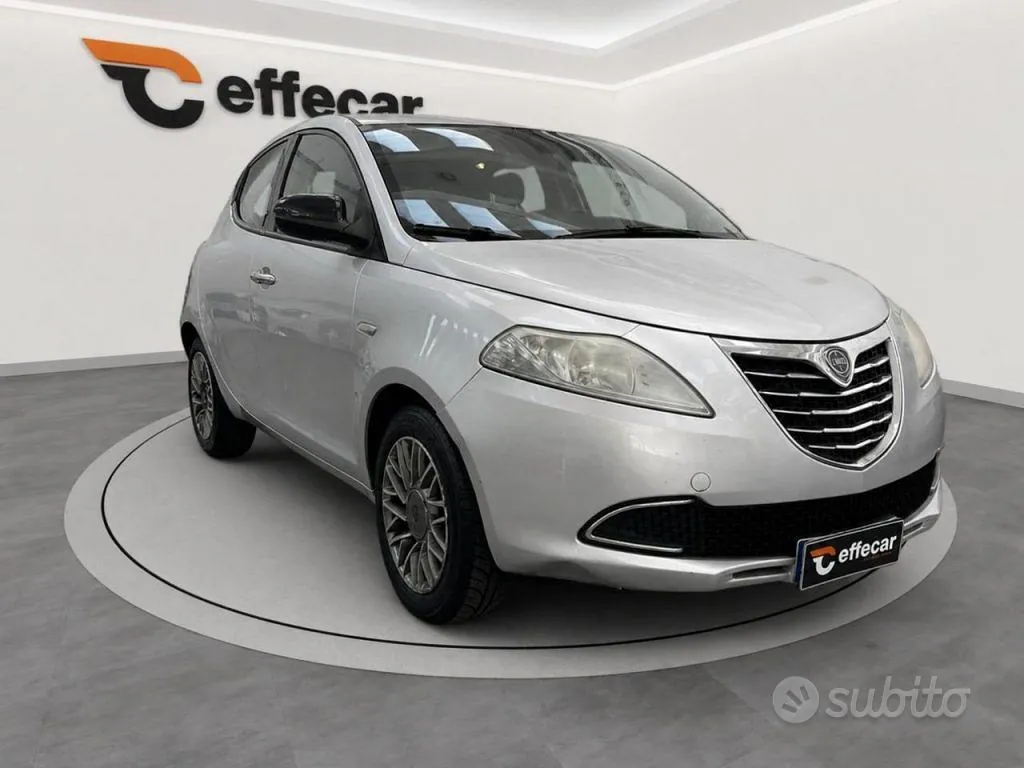 Lancia Ypsilon 2012 photo 3