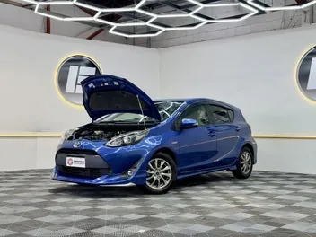 Toyota Aqua 2017 photo 3
