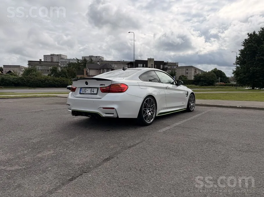 BMW M4 2016 photo 5