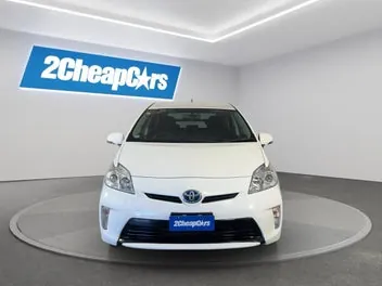 Toyota Prius 2015 photo 3