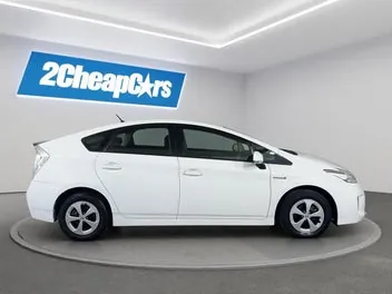 Toyota Prius 2015 photo 5