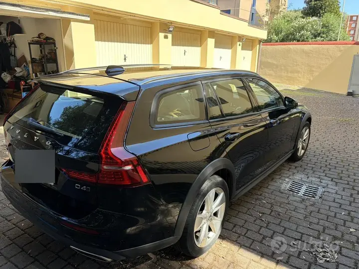 Volvo V60 2020 photo 3