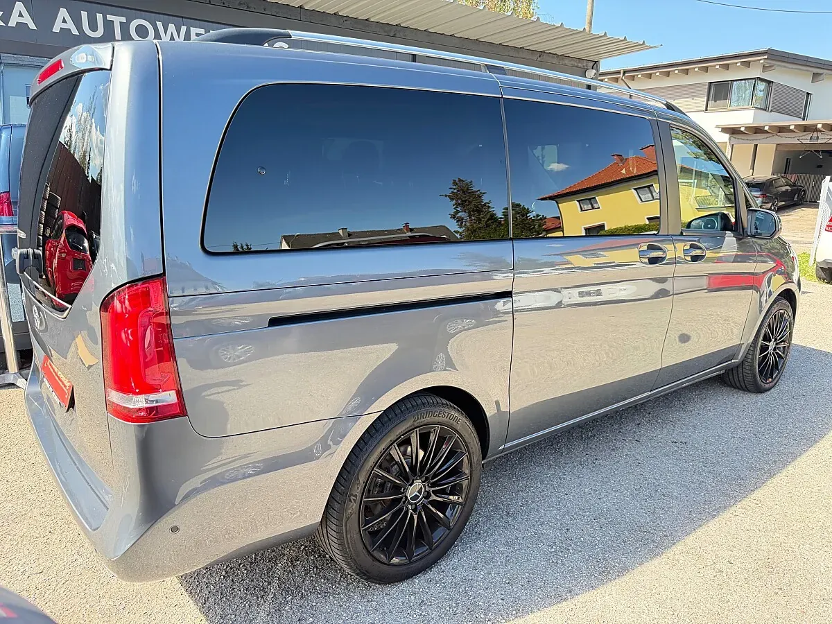 Mercedes-Benz V-Class 2017 photo 3