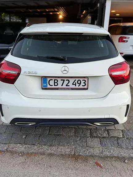 Mercedes-Benz A 200 2017 photo 3