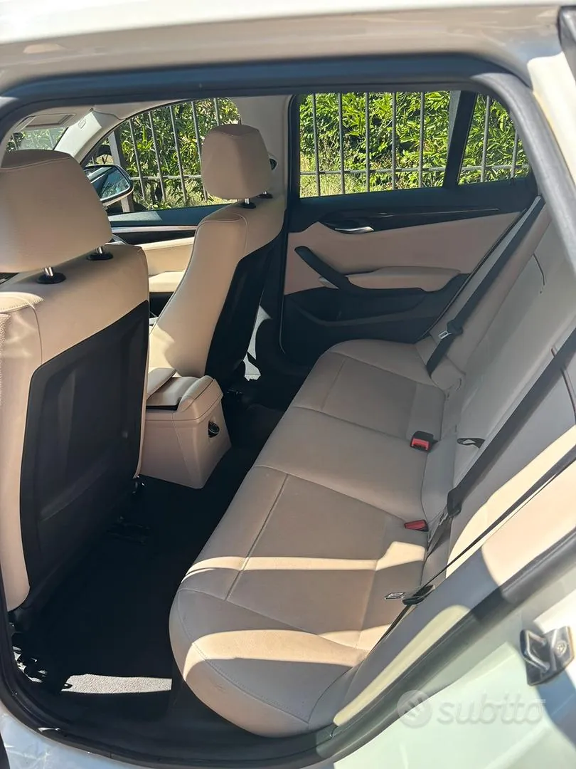 BMW X1 2013 photo 2