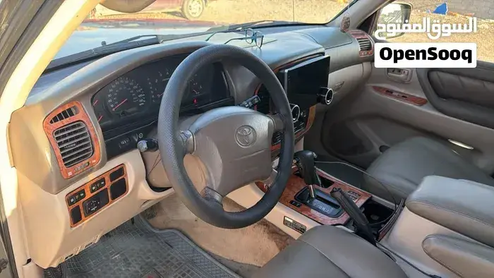 Toyota Land Cruiser Gxr