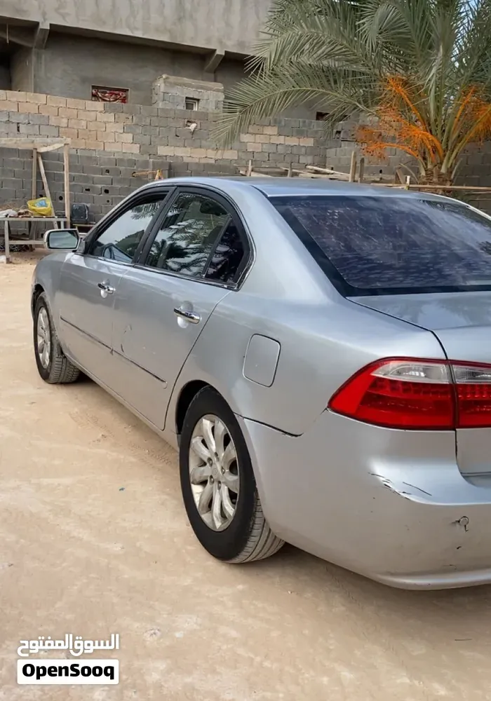 Kia Lotze 2009 photo 4