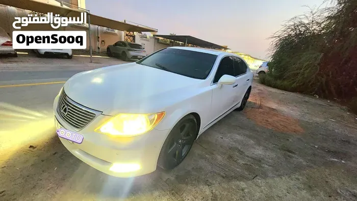 Lexus Ls 2008 photo 2