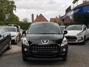 Peugeot 3008 2010 photo 2