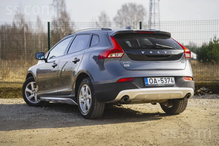Volvo V40 2013 photo 4