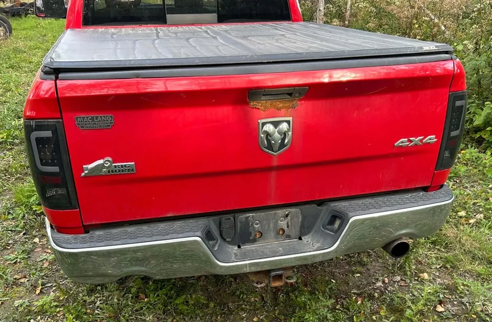 Dodge Ram 1500 2011 photo 4