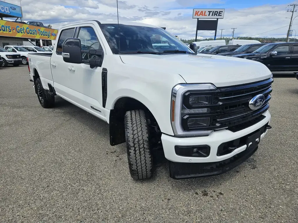 Ford F350 2026 photo 3