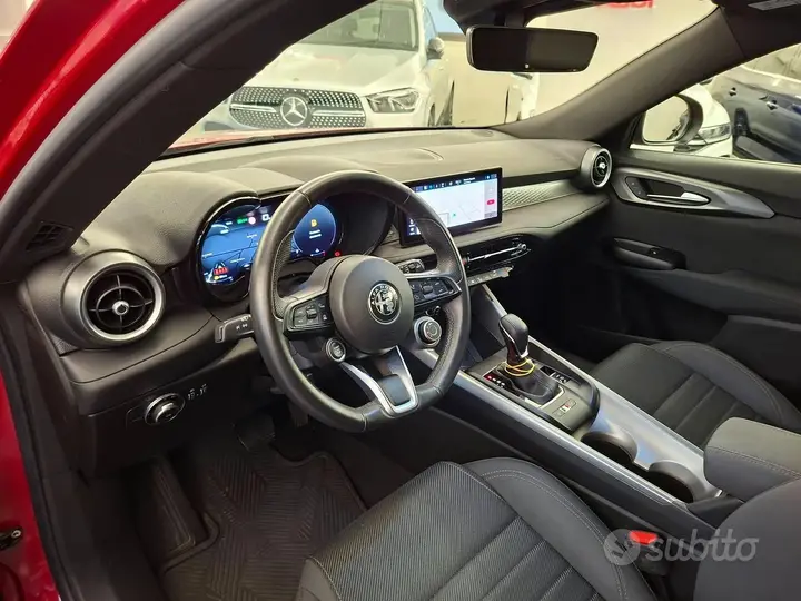 Alfa Romeo Tonale 2024 photo 2