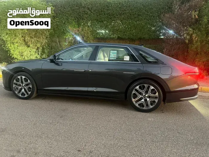 Hyundai Azera 2025 photo 4
