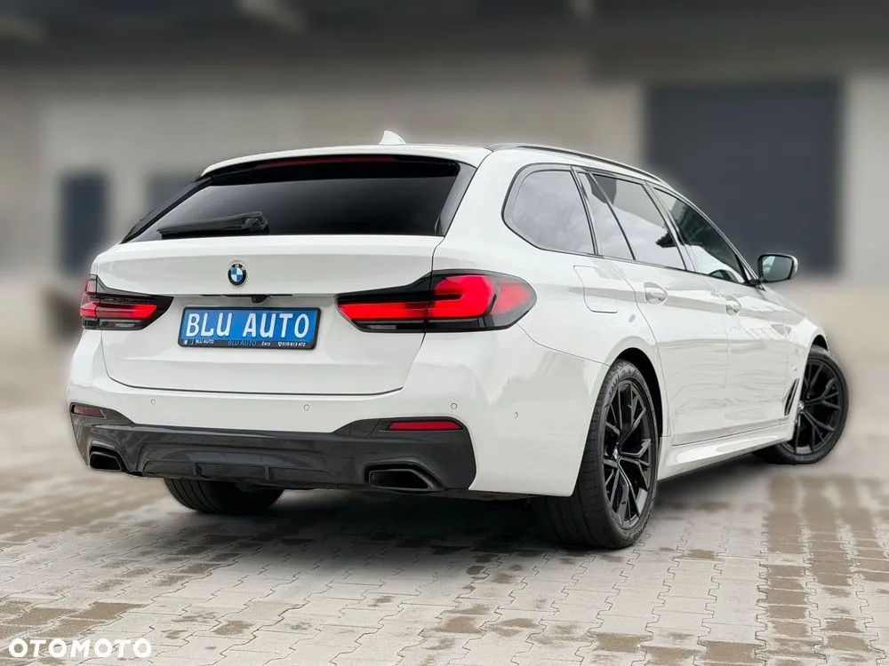 BMW 5 Series 2023 photo 4