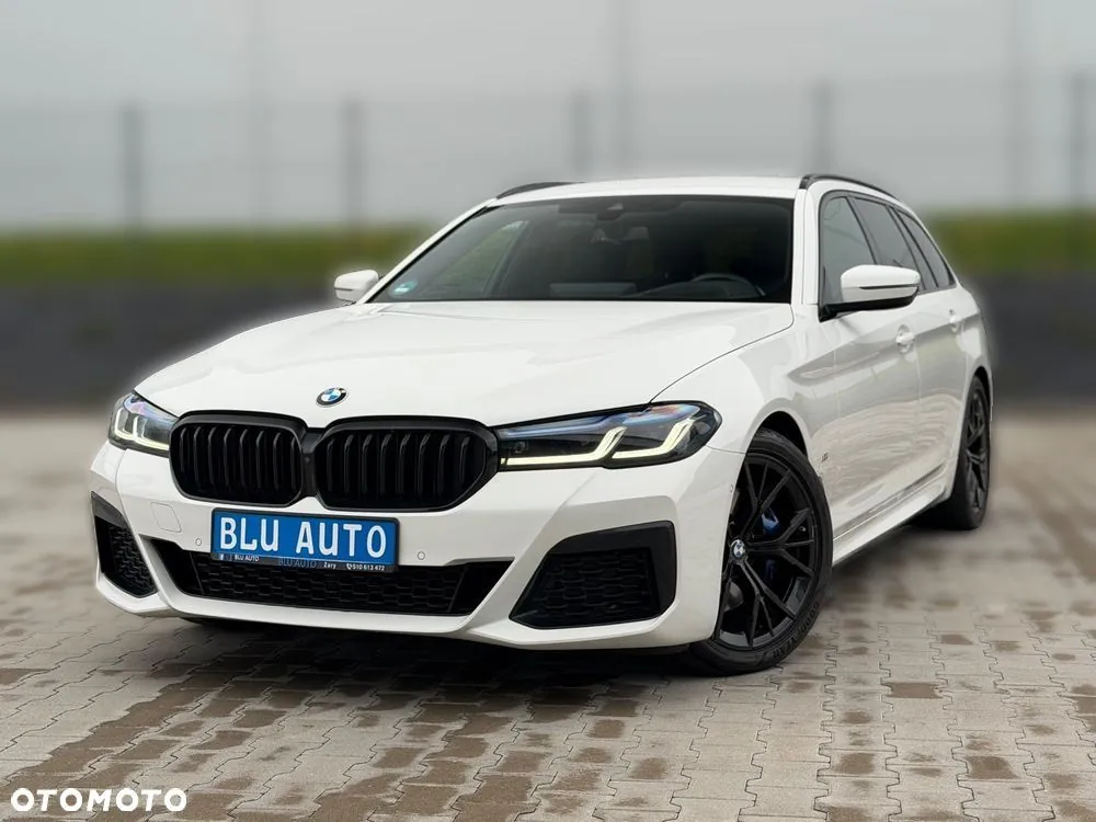 BMW 5 Series 2023 photo 2