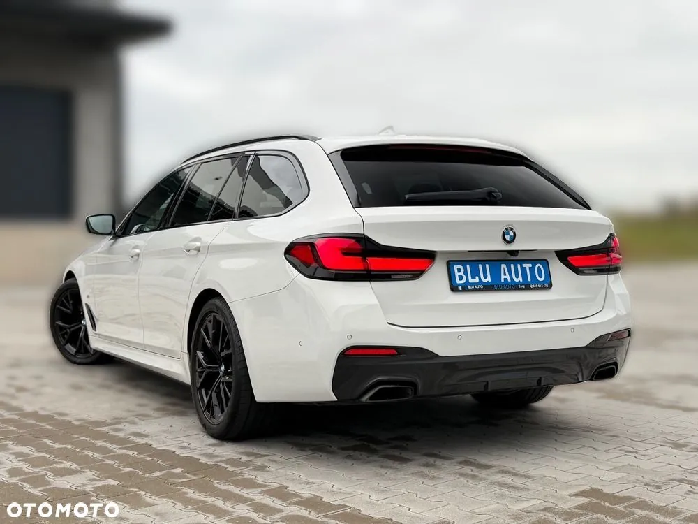 BMW 5 Series 2023 photo 5